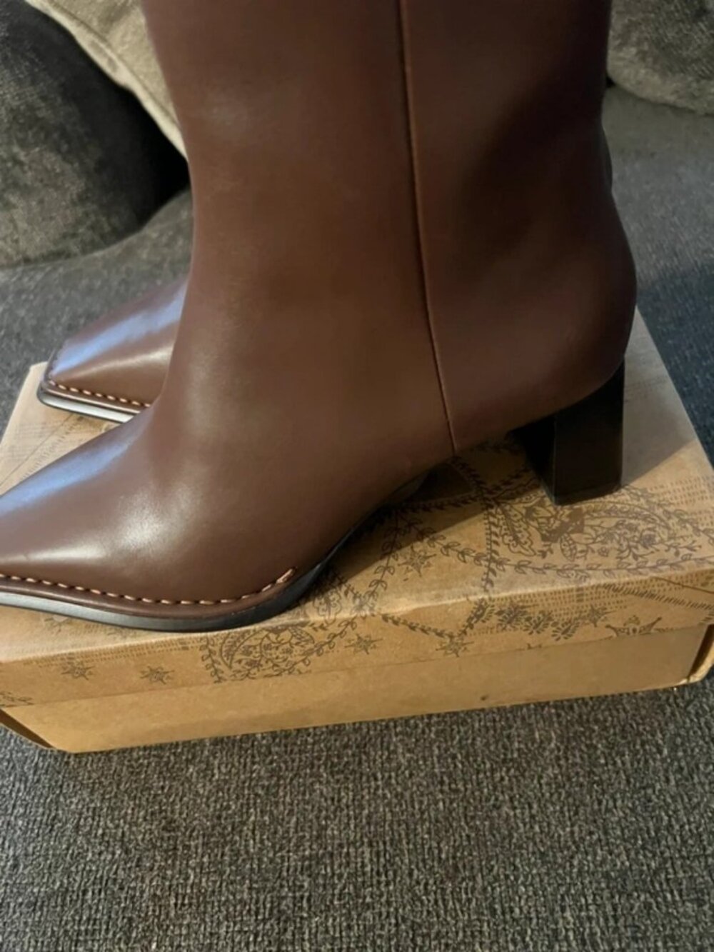 Women’s boots - Picture 4 of 5